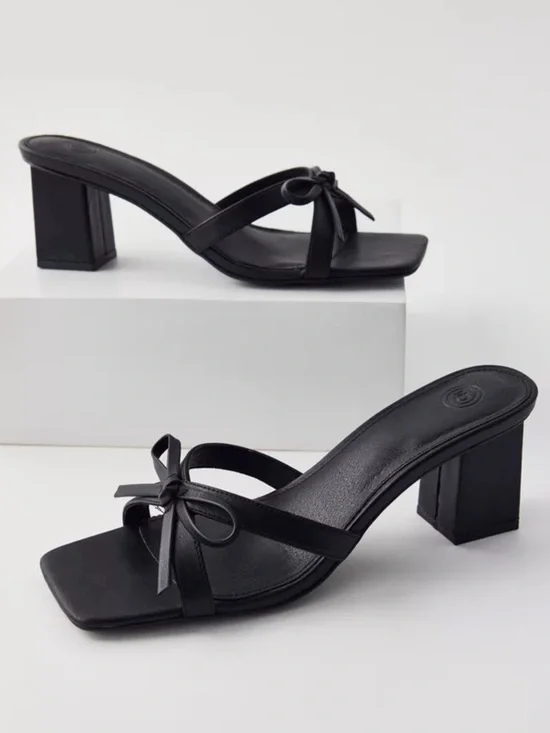 ☀️ NIB URBAN OUTFITTERS Charlie Bow Mule Heel - Picture 2 of 13